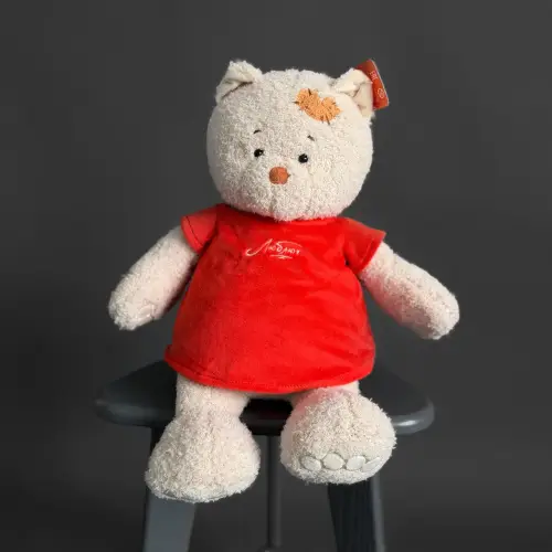 Мягкая игрушка Кошка Мэри в алом платье 