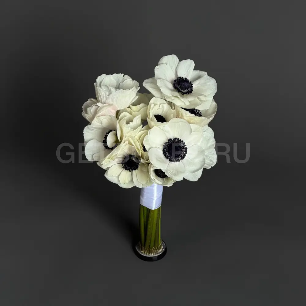 230119 Букет невесты из анемонов