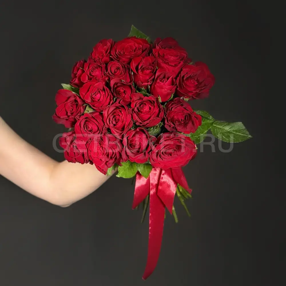 62916 Букет из 21 красной кенийской розы